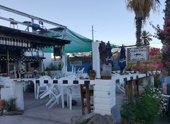 mexico/mulege/restaurant/the-racing-bar