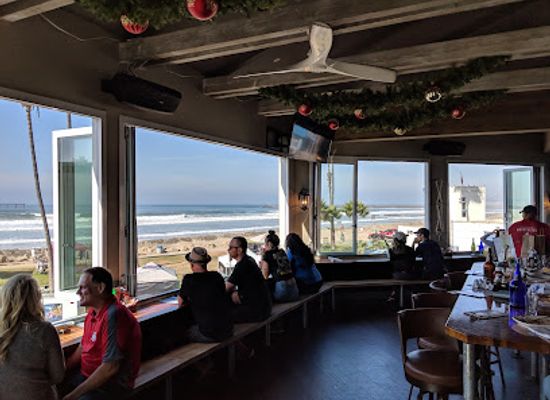 california/san-diego-beaches/restaurant/wonderland-ocean-pub