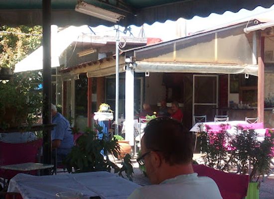 greece/thessaly/restaurant/restaurant-greek-tavern