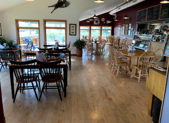 michigan/upper-peninsula/restaurant/upper-crust-cafe-bakery-deli