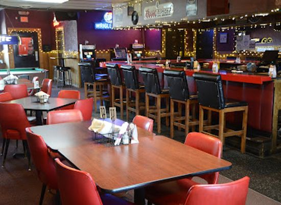wisconsin/appleton/restaurant/camelot-bar-and-grill
