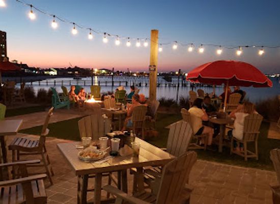 florida/pensacola-beach/restaurant/red-fish-blue-fish-pensacola-beach