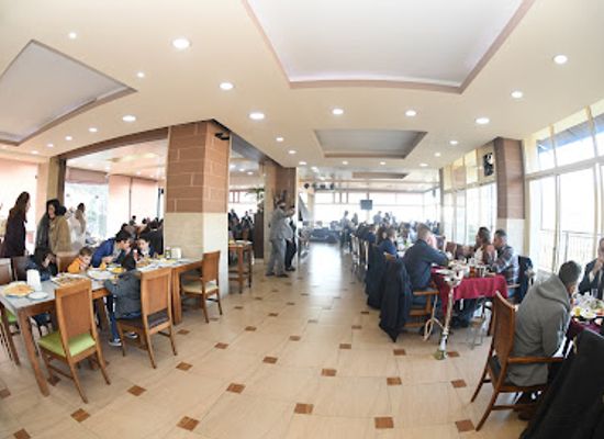 lebanon/akkar/restaurant/valley-below