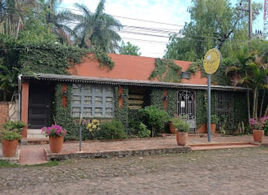 paraguay/ypacarai-lake/restaurant/el-cafe-frances