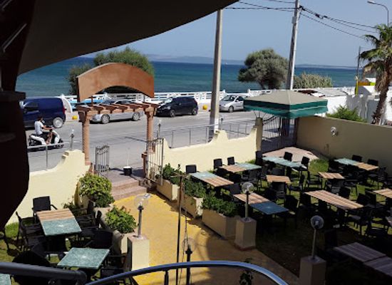 tunisia/bizerte/restaurant/crockin