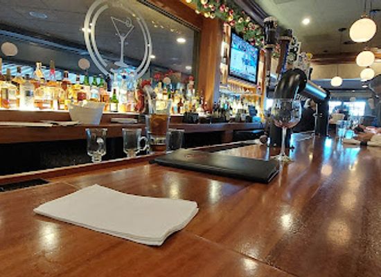 massachusetts/franklin-county/restaurant/raillery-public-house