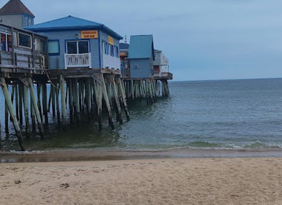 maine/old-orchard-beach/restaurant/tequila-frogs
