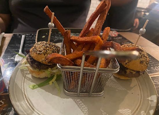 switzerland/neuchatel/restaurant/o-le-burger-et-tapas