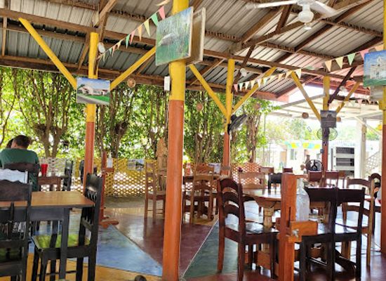 belize/cayo-district/restaurant/benny-s-kitchen