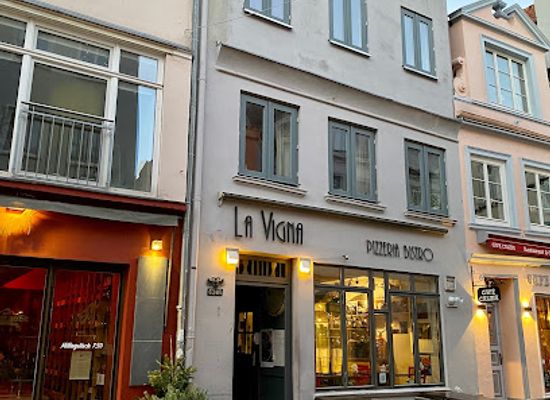 germany/lubeck/restaurant/la-vigna