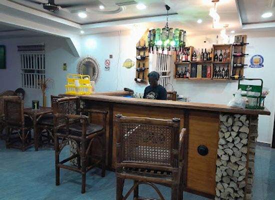 ghana/kwahu/restaurant/de-state-house-restaurant