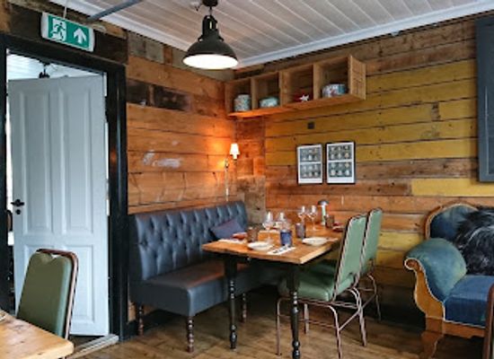 faroe-islands/kvivik/restaurant/katrina-christiansen