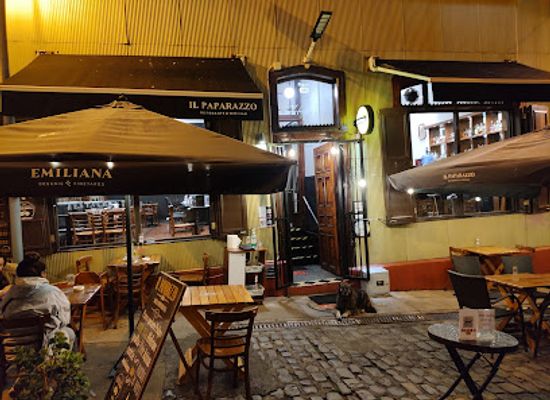 chile/valparaiso/plan/restaurant/il-paparazzo-ristorante-winebar
