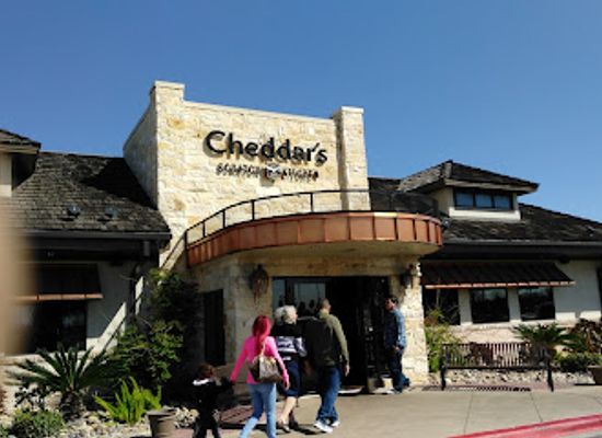 texas/mcallen/restaurant/cheddar-s-scratch-kitchen