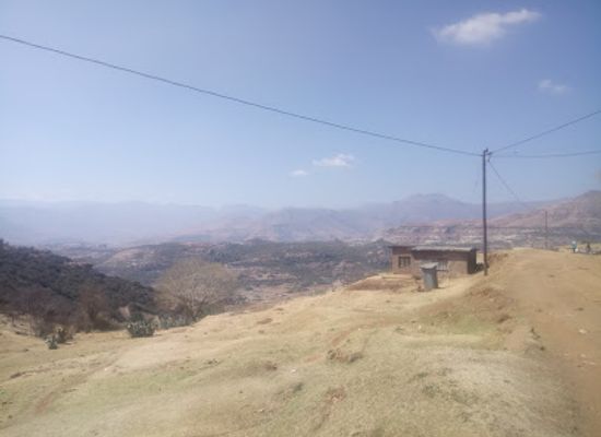 lesotho/mokhotlong/restaurant/trailer-pork