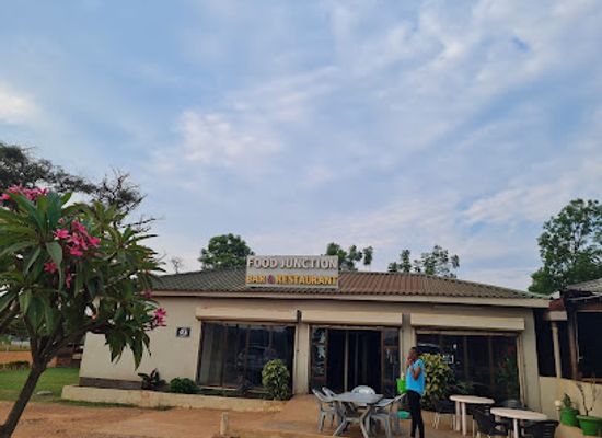 zambia/solwezi/restaurant/food-junction