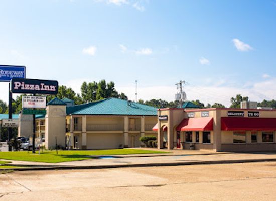 mississippi/grenada/restaurant/pizza-inn