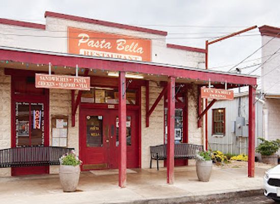 texas/enchanted-rock-state-natural-area/restaurant/pasta-bella-restaurant
