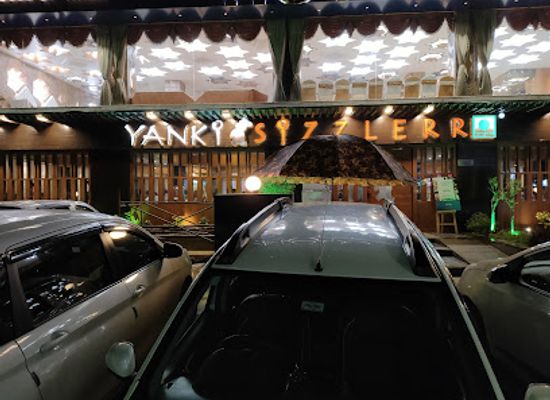 india/ahmedabad/restaurant/yanki-sizzlerr-executive-lunch-ahmedabad-sizzler-in-ahmedabad-pack-lunch-in-ahmedabad-navrangpura