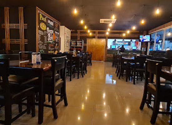 honduras/sula-valley/restaurant/pepperoni-plaza-moderna