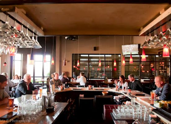 tennessee/northern-middle-tennessee/restaurant/darfons-restaurant-bar