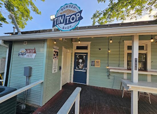 texas/new-braunfels/restaurant/tin-top-burger-shop