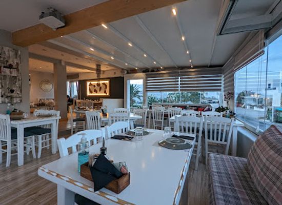 greece/mykonos/psarou/restaurant/lounda-pikantiki-gwnia