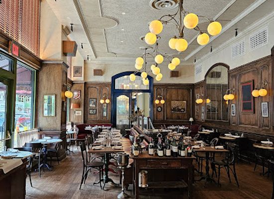 michigan/detroit/restaurant/le-supreme