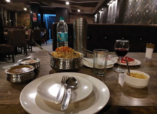 india/darjeeling/restaurant/simla-bar-restaurant-best-party-place