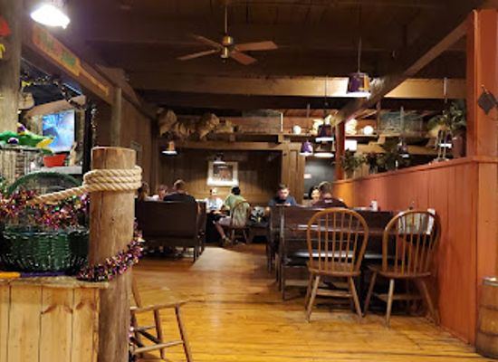 ohio/great-black-swamp/restaurant/swampwater-grill