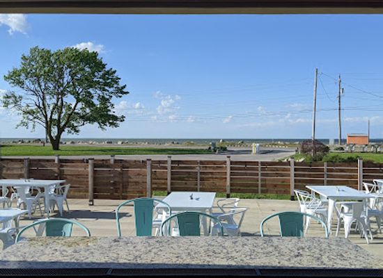 ohio/lake-erie-islands/restaurant/aquarius