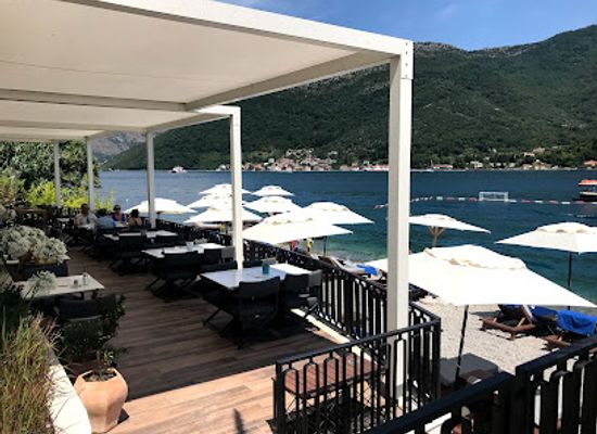 montenegro/budva-riviera/restaurant/la-bocca