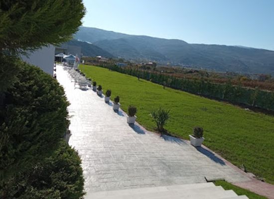 albania/tomorr-mountain/restaurant/andi-restaurant