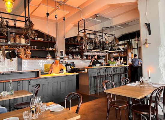 iceland/reykjavik/vesturbar/restaurant/matur-og-drykkur