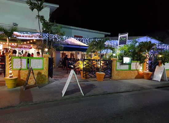 barbados/st-lawrence-gap/restaurant/craves-restaurant-bar