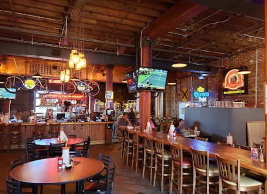 alabama/black-belt/restaurant/dreamland-bbq