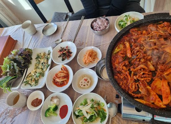 south-korea/miryang-valley/restaurant/village-restaurant