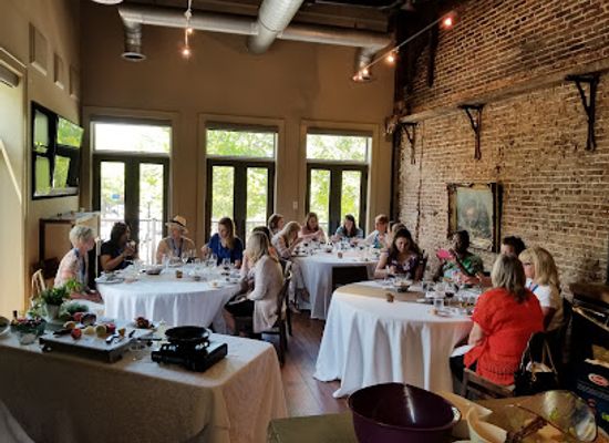 alabama/huntsville/downtown-huntsville/restaurant/cotton-row