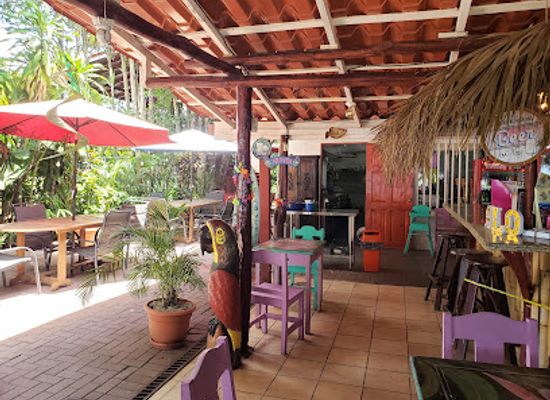 costa-rica/jaco/restaurant/aloha-beach-front-bar-and-restaurant-jaco