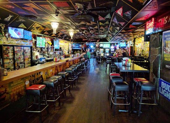 montana/whitefish/restaurant/bulldog-saloon