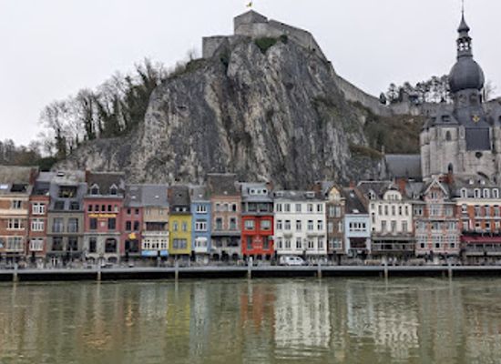 belgium/dinant/restaurant/la-famiglia