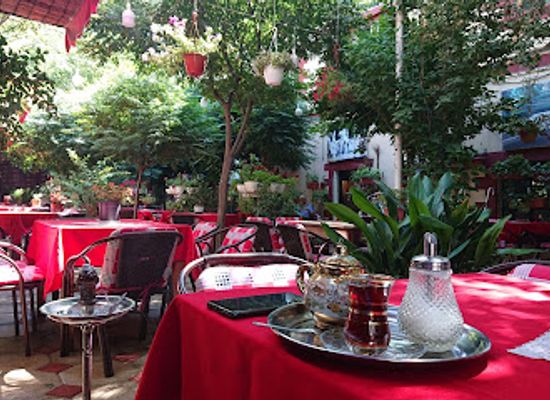 lebanon/baalbek/restaurant/baytna-restaurant-and-cafe