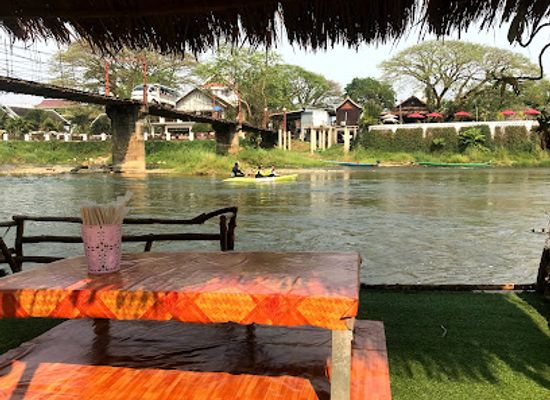 laos/mekong-river-valley/restaurant/namphet-khemsong-restaurant