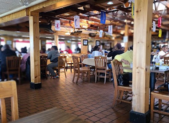 maryland/chesapeake-bay-area/restaurant/mike-s-restaurant-crabhouse