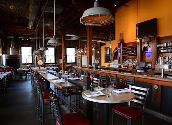 missouri/st-louis/restaurant/sqwires-restaurant-market