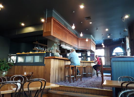 australia/hobart/restaurant/tom-mchugo-s-hobart-hotel