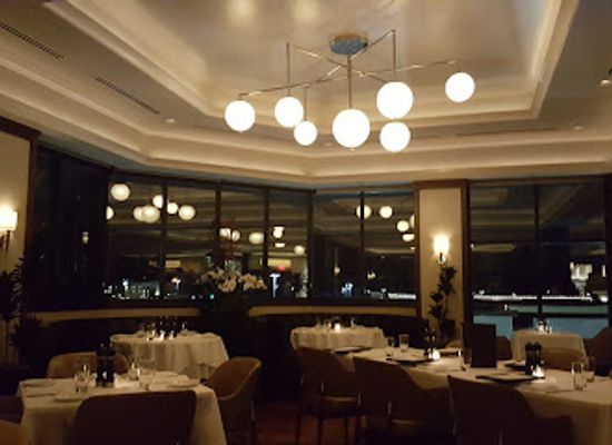 pennsylvania/lehigh-valley/restaurant/top-cut-steakhouse