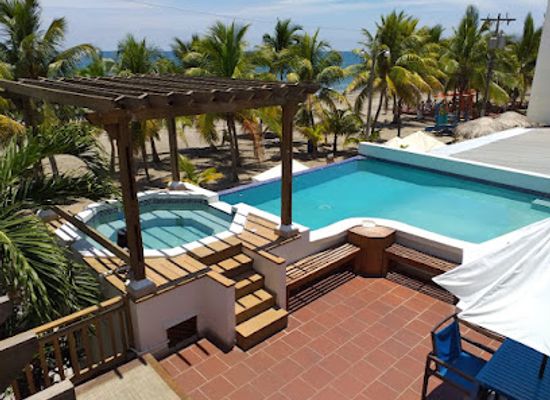 honduras/tela/restaurant/hotel-restaurante-cesar-mariscos