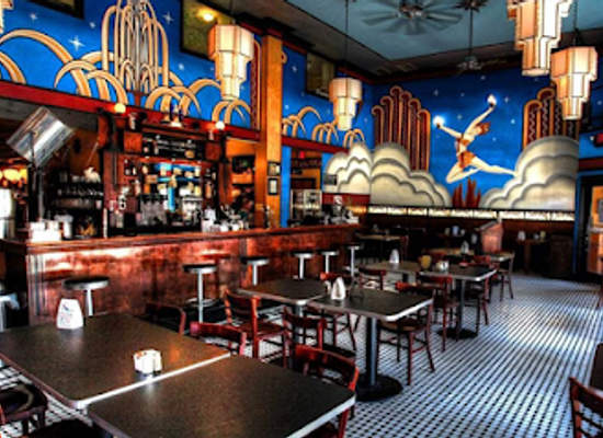 missouri/st-louis/restaurant/the-fountain-on-locust