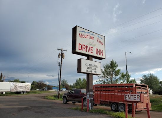 wyoming/uinta-county/restaurant/mountain-view-drive-in